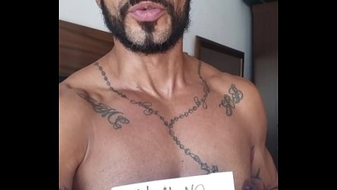 VINNY BURGOS Now at XVIDEOS